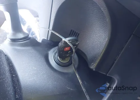 2018 Toyota Corolla Le from USA, damaged, VIN 2T1BURHE6JC001680